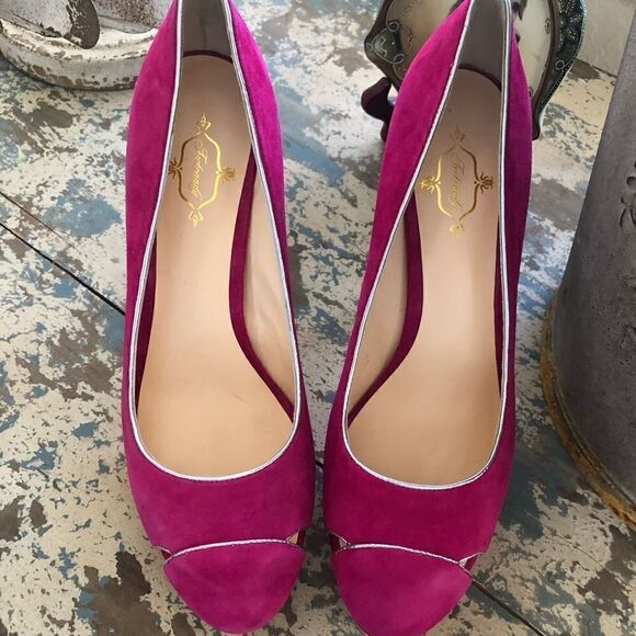 NEW Footcandy Crissy Fuchsia, Red & Blue Suede Barbiecore Y2K Platform Heels NIB - Picture 2 of 15